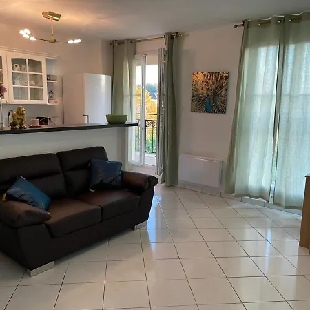Duplex A 5min De Disney. Apartment *